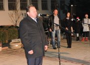 С красива елха, топло време и празнични фоерверги започват празниците в Етрополе