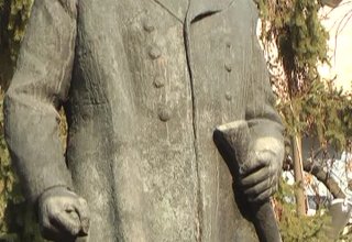 Ботевград отбеляза 166 години от рождението на патрона си Христо Ботев Скрийншот