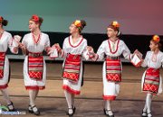 Две почетни отличия бяха връчени преди началото на концерт-спектакъла “Памет и бъдеще – 90 год. с името на Ботев и 140 год. читалище“