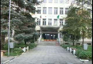 На болница в Ботевград е препоръчано да обособи отделни стаи за инфекциозно болни Скрийншот