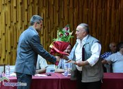 Съветникът Иван Райчинов бе удостоен с почетен медал на общината