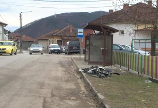 Млада жена е с опасност за живота след катастрофа Скрийншот