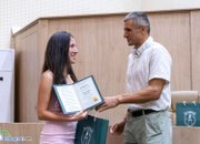 56 зрелостници бяха удостоени с почетна грамота “Отличен зрелостник на община Ботевград