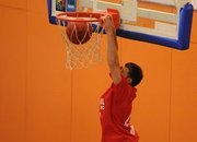 Лукойл Академик срази Черноморец за първа победа в плейофите