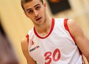 Лукойл Академик сключи нов договор с Николай Грозев