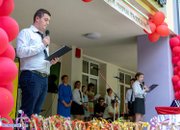 Среща на поколенията събра бивши и настоящи гимназисти