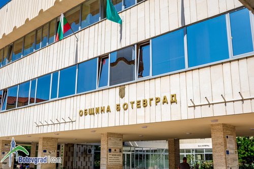 214 жители на общината са се ваксинирали към средата на февруари, според отчета на Общинския кризисен щаб  