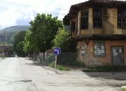 Срутващите се сгради в Етрополе са обезопасени