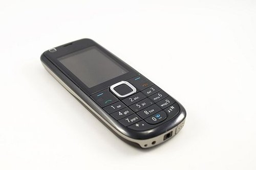 GSM операторите: Абонатите на предплатени услуги да регистрират картите си