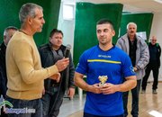 Полицаи събраха 2000 лева от футболен турнир в Ботевград за детето на свой колега