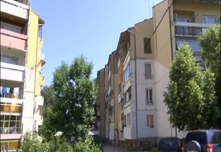 Собствениците на апартамент, ккоито са решили да направят ремонт, преди това трябва да поискат разрешение от съседите си Скрийншот