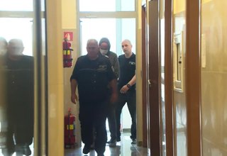 Ботевградският районен съд наложи постоянна мярка задържане под стража на Илко Иванов -единственият обвиняем по делото за разбитата нелегална фабрика за цигари в Ботевград Скрийншот