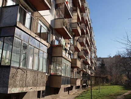Пчели и прилепи тормозят блок в Плевен