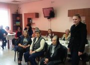 Ученици и студенти създадоха празнично настроение в Дом за възрастни хора „Д-р Адриян Атанасов”