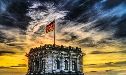 Германия въвежда трети пол в официалните регистри