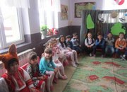 Детска празнична програма за Осми март