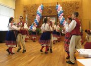 Танцовият състав на ПГТМ „Христо Ботев” със златен медал от фестивала „Пиленце пее” 