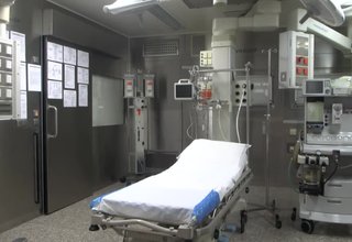 Директорът на университетската болница Лозенец д-р Христо Стоянов вчера се срещна с лекари от Ботевград Скрийншот