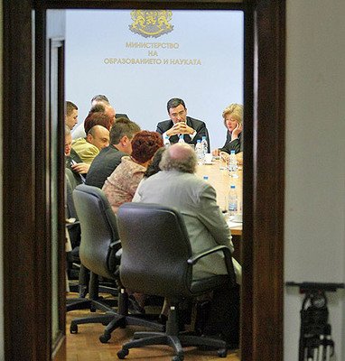 Провал на преговорите с учителите
