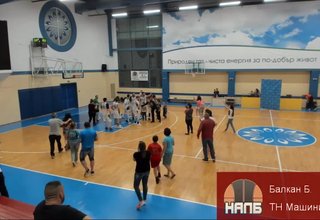 Аматьорите на Балкан спечелиха поредната шампионска титла в първенството на Втора дивизия на Националната аматьорска лига по баскетбол Скрийншот