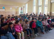 Въхновяващо коледно представление в ОУ "Христо Ботев" - с. Лопян