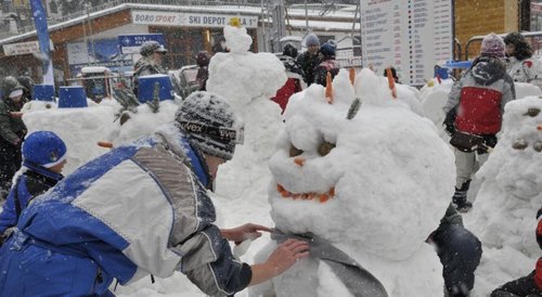 Опасно време и утре! Бурен вятър и поледици парализират страната 