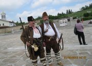 В тазгодишната възстановка в Панагюрище участваха и етрополци