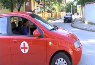 Служебен автомобил на болницата бе ударен на кръстовище Скрийншот