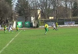 Децата и юношите младша възраст на Балкан изиграха своите последни срещи от есенния полусезон на областното първенство Скрийншот