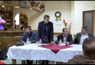 Продължават срещите на кмета на общината с жители по селата Скрийншот
