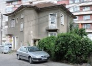 Събарят Тунджевата къща