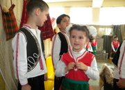 „Да се посмеем заедно на мегдана”