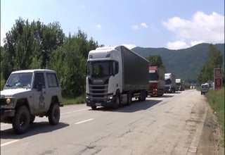 Опасна дупка на околовръстното шосе предизвика поредица от катастрофи Скрийншот