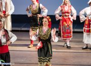 Две почетни отличия бяха връчени преди началото на концерт-спектакъла “Памет и бъдеще – 90 год. с името на Ботев и 140 год. читалище“