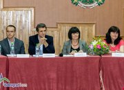 Представителят на МОН приветства срещата между училищата и бизнеса в Ботевград