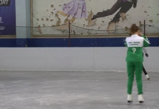 Добро представяне на малките фигуристки на Балкан на националния шампионат по фигурно пързаляне Скрийншот