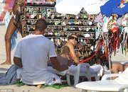 Ева Лонгория се разхвърля на плажа Копакабана 