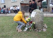 ЕТРОПОЛЦИ СЕ ПОКЛОНИХА ПРЕД ГЕРОИЧНАТА СМЪРТ НА АПОСТОЛА