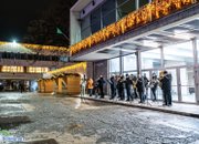 С коледна премяна засия централната част на Ботевград