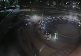 Осветление зад Исторически музей - Ботевград Скрийншот