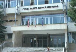 Драгомир Стойнев предложи делегираните бюджети в училищата да отпаднат Скрийншот