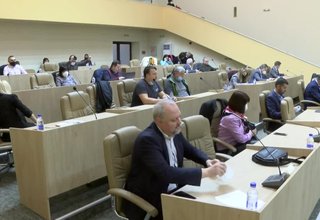 Кметовете в общината ще получават по-високи заплати със задна дата от 1 януари, ако утре общинският съвет приеме внесеното предложение Скрийншот