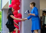 Среща на поколенията събра бивши и настоящи гимназисти