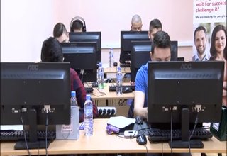 59 ученици от Профедсионалната гимназия по компютърни технологи и системи в Правец се състезаваха в олимпиада по приложно програмиране Скрийншот