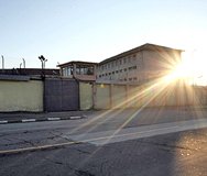 Служители на затвора обещават свобода срещу 1 200 лв.