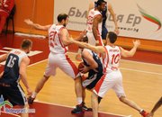 Лукойл Академик срази Черноморец за първа победа в плейофите