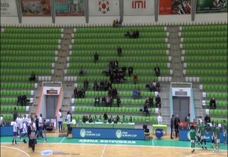 Тази първа победа на Балкан в последния му европейски мач се игра пред много малко публика в Арена Ботевград Скрийншот
