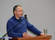 Станишев лично агитира ботевградчани да гласуват на референдума