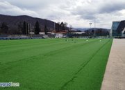 Започна полагането на изкуствената тревна настилка на Герена
