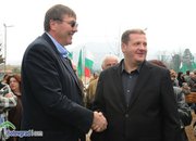 Прерязаха лентата на многофункционална спортна зала „Арена Ботевград”